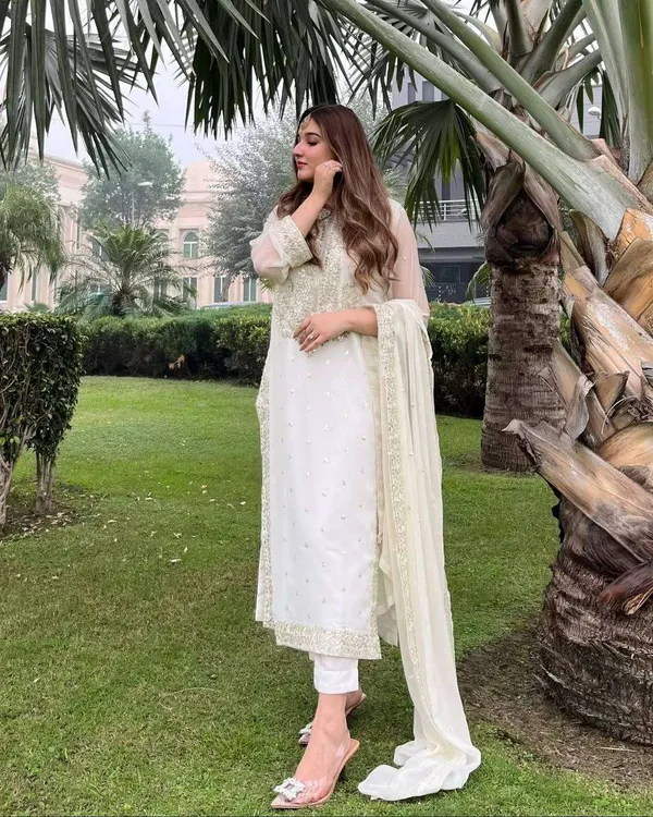 Women_S_Georgette_Embroidery_Sequence_Work_With_Rivet_Moti_Work_Straight_Kurti_With_Pant_And_Dupatta_Set