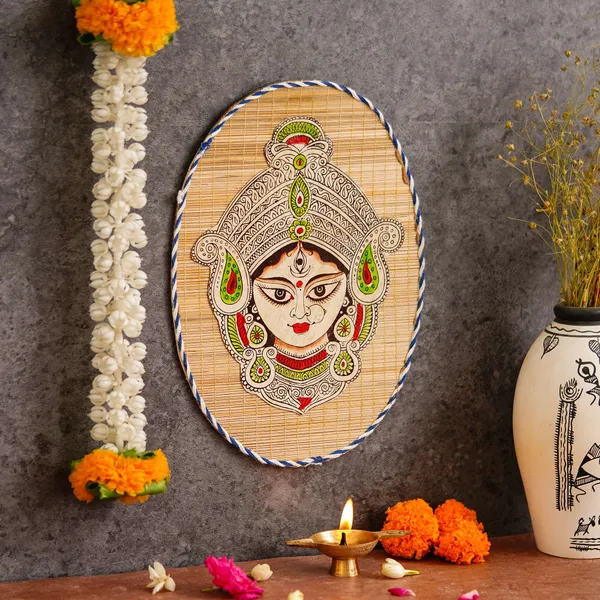 Oval_Shaped_Design_Bamboo_Hand_Crafted_Wall_Hangings_Of_Durga_Maa_For_Home_Decor_Bamboo_Art_For_Wall_Decor
