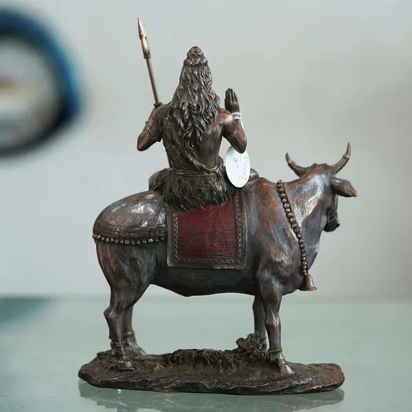 Shiv_With_Cow