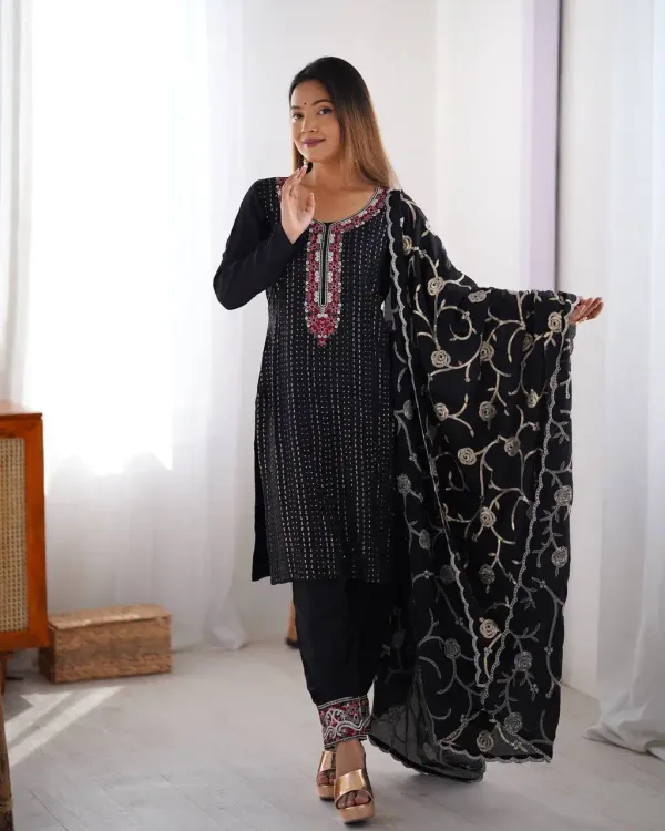 Women_S_Chinon_Silk_Sequence_And_Thread_Work_Straight_Kurti_With_Pant_And_Dupatta_Set