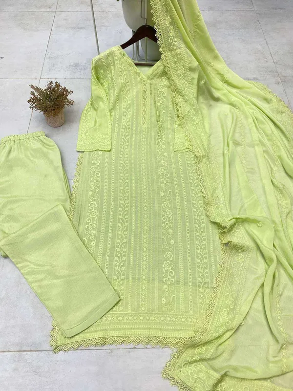 Women_S_Chinon_Silk_With_Cotton_Thread_Embroidery_Straight_Kurti_With_Pant_And_Dupatta_Set