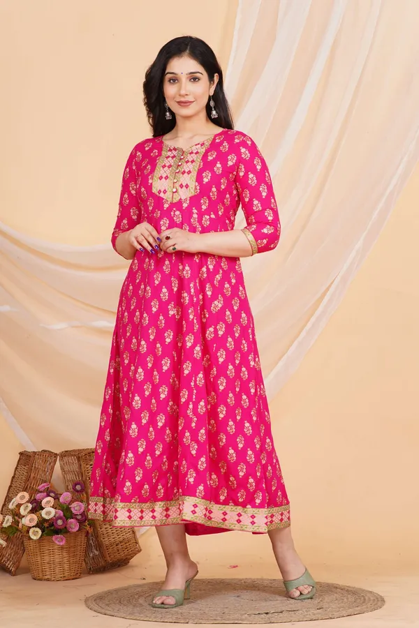 Women_S_Rayon_Printed_Anarkali_Short_Kurti_Gown