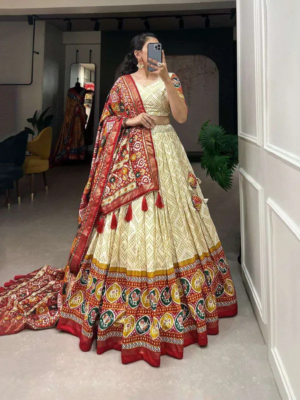 Women_S_Patola_Print_Lehenga_Choli_With_Dupatta_Traditional_Gujarati_Style_Festive_Wear