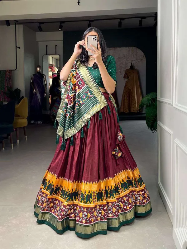 Women_S_Tussar_Silk_Patola_Print_Lehenga_Choli_Dupatta_Set