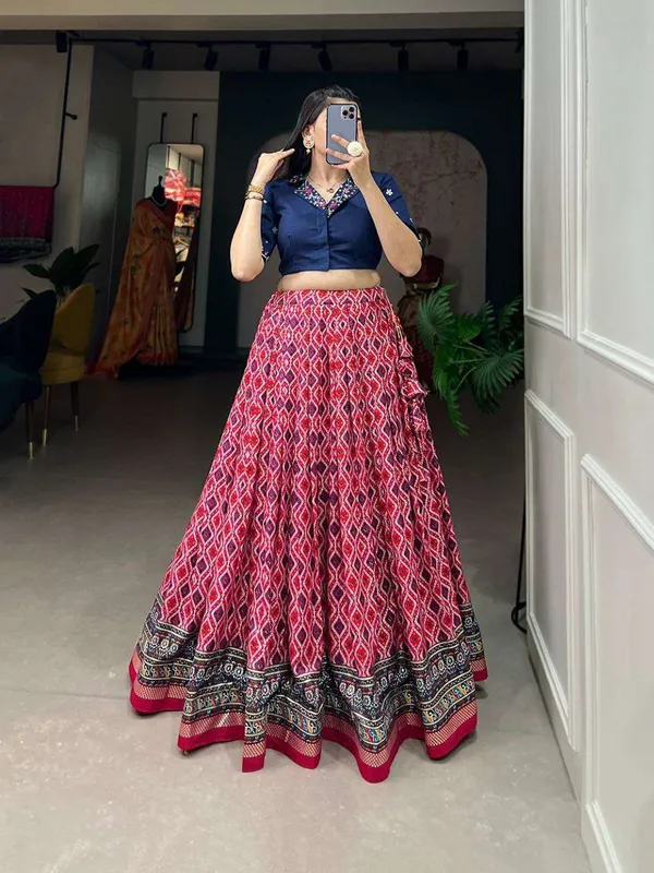 Women_S_Printed_Ethnic_Lehenga_Choli_Set_With_Embroidered_Blouse_Stylish_Festive_Wear