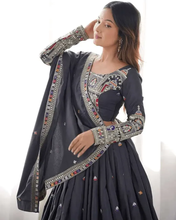Women_S_Crepe_Silk_Sequence_Embroidery_And_Zari_Work_Rajsthani_Lehenga_Choli_With_Dupatta