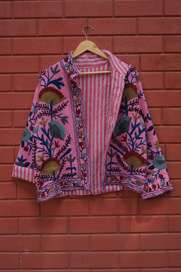 Womens_Pink_Velvet_Embroidered_Jacket_With_Floral_Design