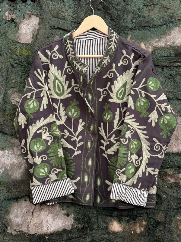 Womens_Purple_Velvet_Embroidered_Jacket_With_Floral_Design