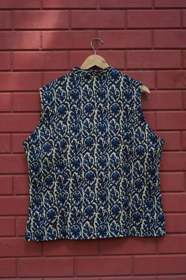 Womens_Navy_Blue_Velvet_Embroidered_Jacket_With_Floral_Design