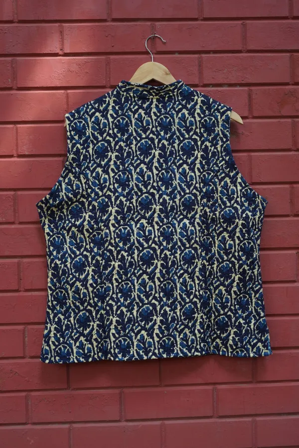 Womens_Navy_Blue_Velvet_Embroidered_Jacket_With_Floral_Design