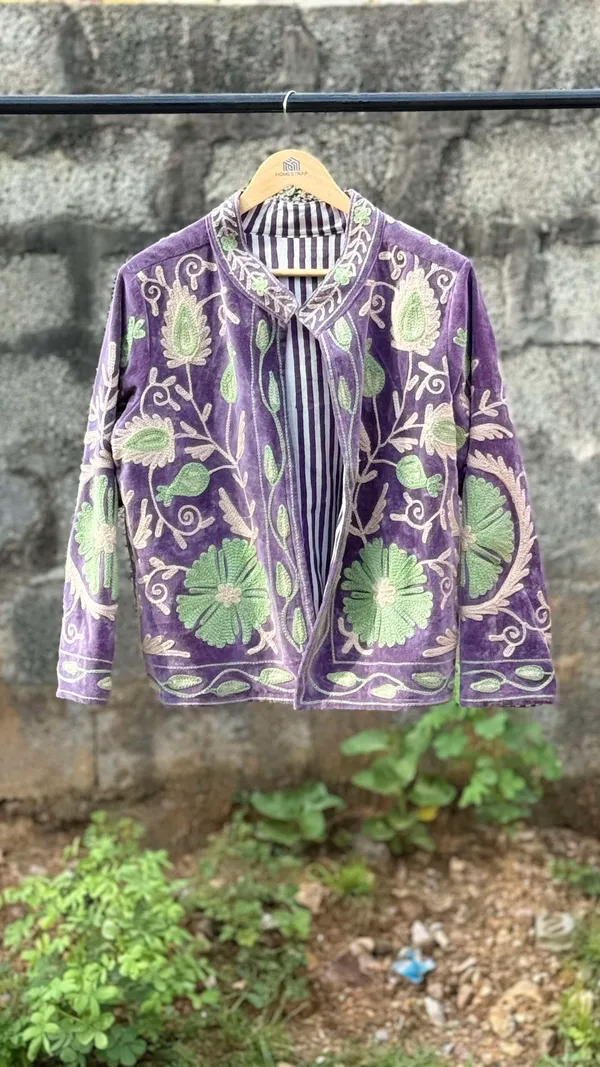Womens_Purple_Velvet_Embroidered_Jacket_With_Floral_Design