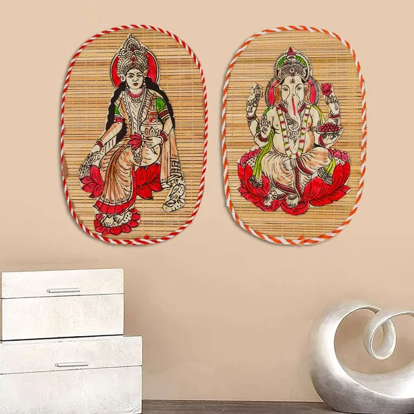 Bamboo_Hand_Crafted_Wall_Hangings_Of_Ganesh_Ji_And_Laxmi_Ji_For_Home_Decor