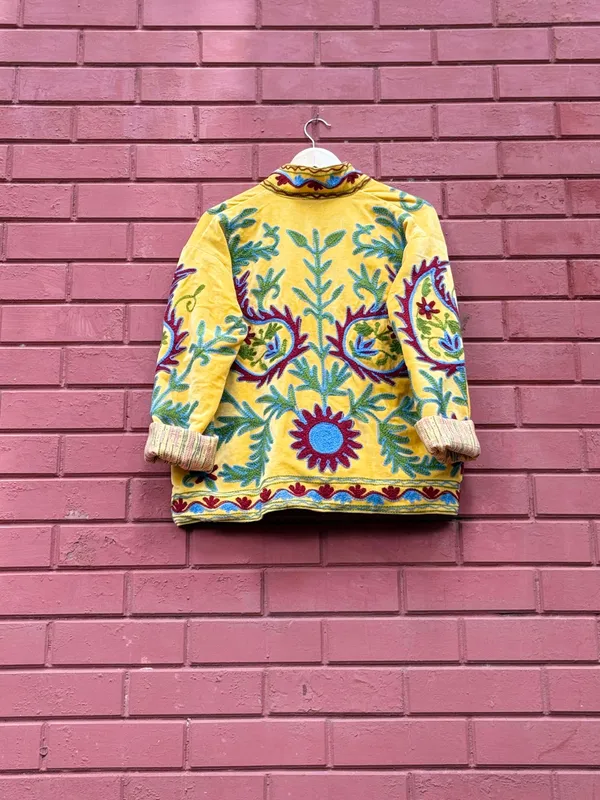 Womens_Yellow_Velvet_Embroidered_Jacket_With_Floral_Design