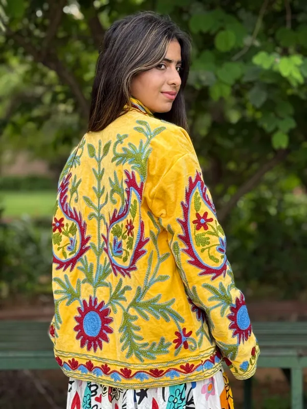 Womens_Yellow_Velvet_Embroidered_Jacket_With_Floral_Design