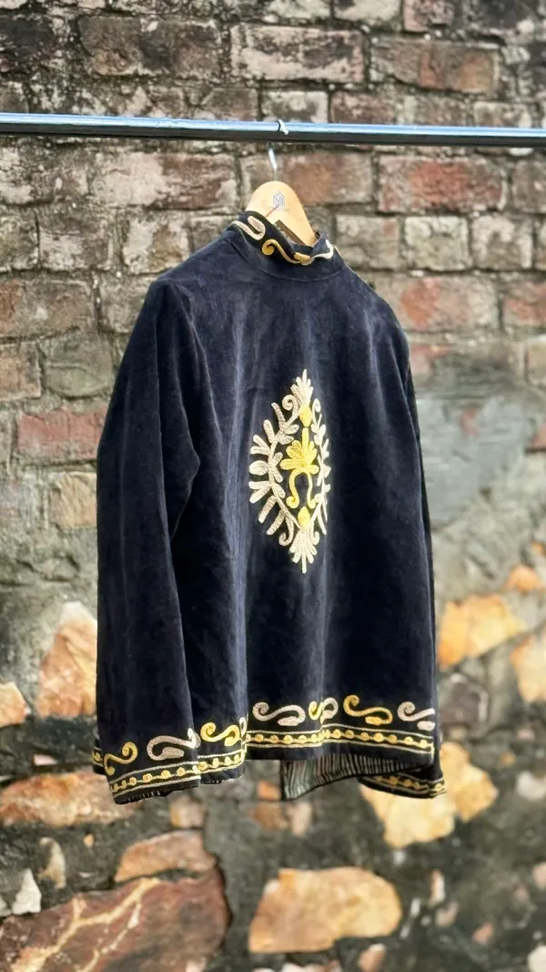 Womens_Black_Velvet_Embroidered_Jacket_With_Floral_Design