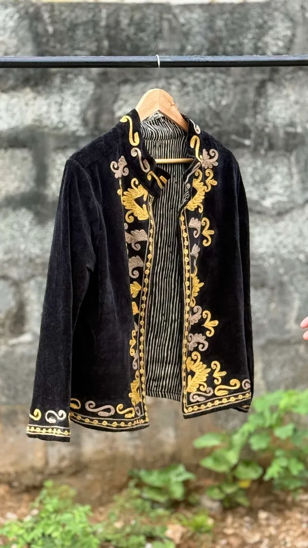 Womens_Black_Velvet_Embroidered_Jacket_With_Floral_Design