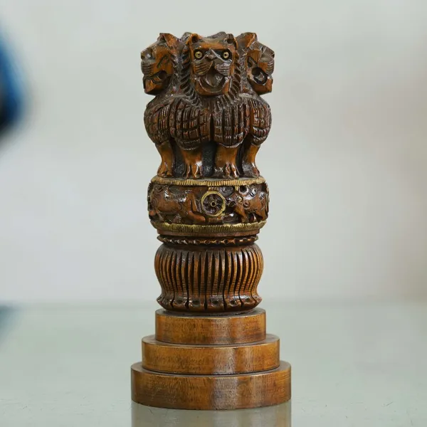 Wooden_Ashoka_Pillar