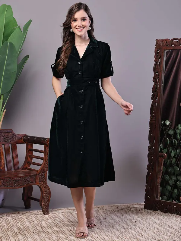 Women_S_Black_Velvet_Solid_Printed_Shirt_Midi_Dress_With_Belt