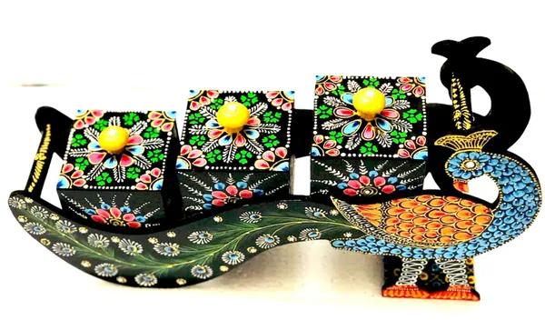 Wooden_Peacock