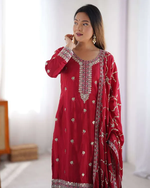 Women_S_Chinon_Silk_Embroidered_Straight_Kurti_With_Pant_And_Dupatta_Set