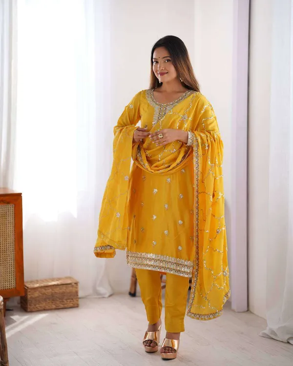Women_S_Chinon_Silk_Embroidered_Straight_Kurti_With_Pant_And_Dupatta_Set