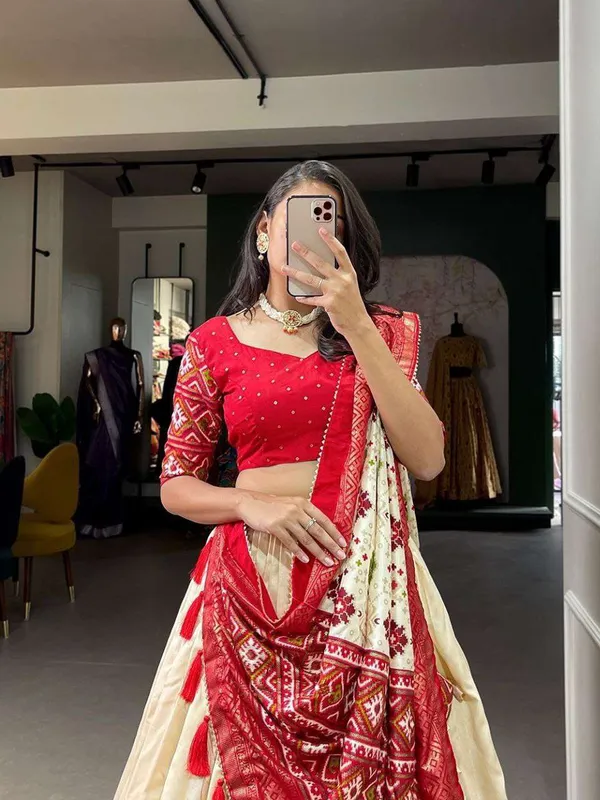 Women_S_Tussar_Silk_Patola_Print_Lehenga_Choli_Dupatta_Set