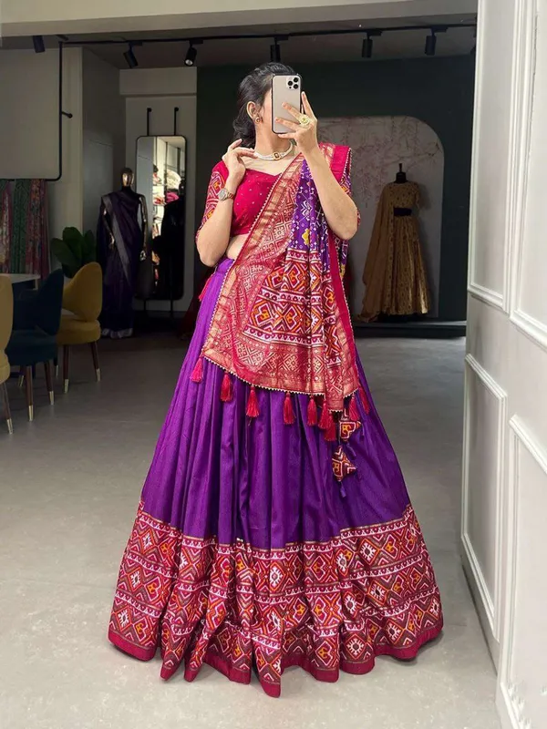 Women_S_Tussar_Silk_Patola_Print_Lehenga_Choli_Dupatta_Set