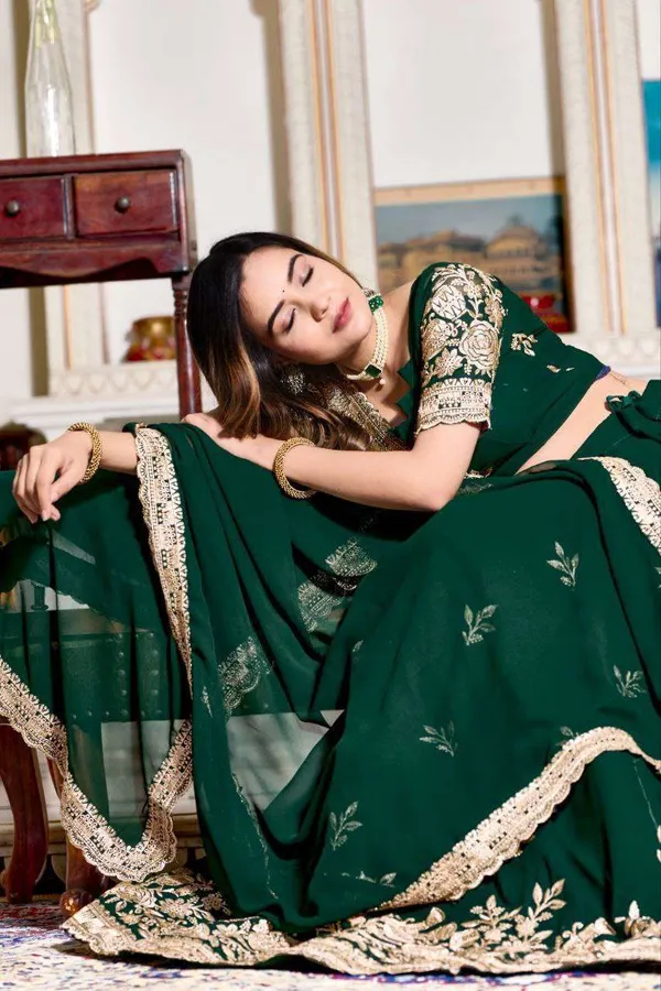 Women_S_Embroidered_Lehenga_Choli_With_Net_Dupatta_Festive_Wedding_Wear_Set