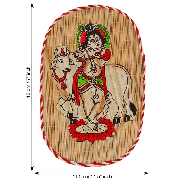 Oval_Shaped_Design_Bamboo_Hand_Crafted_Wall_Hangings_Of_Bal_Gopal_With_Holy_Cow_For_Home_Decor_Bamboo_Art_For_Wall_Decor