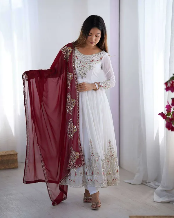 Women_S_Georgette_Embroidery_Sequence_Work_Anarkali_Kurti_With_Dupatta_Set