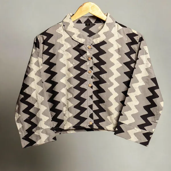 Handmade_Cotton_Shirt_For_Women_Black_Grey_Zigzag_Print_Button_Down_Top_With_Full_Sleeves