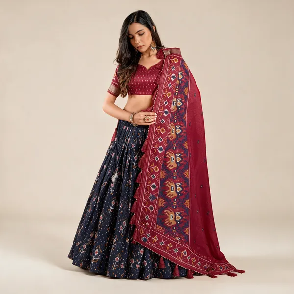 Womens_Traditional_Patola_Print_Tussar_Silk_Lehenga_Choli_With_Festive_Dupatta