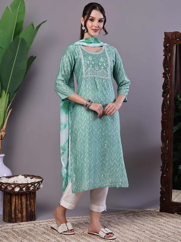 Women_S_Mint_Green_Chanderi_Embroidered_Kurta_Set_With_Dupatta_Suit_Sets