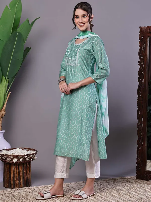 Women_S_Mint_Green_Chanderi_Embroidered_Kurta_Set_With_Dupatta_Suit_Sets