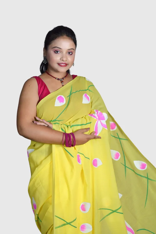 Yellow_Floral_Print_Saree_For_Women