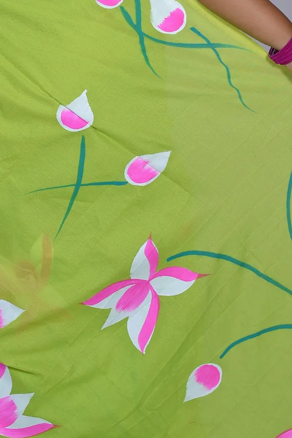 Green_Floral_Print_Saree_For_Women