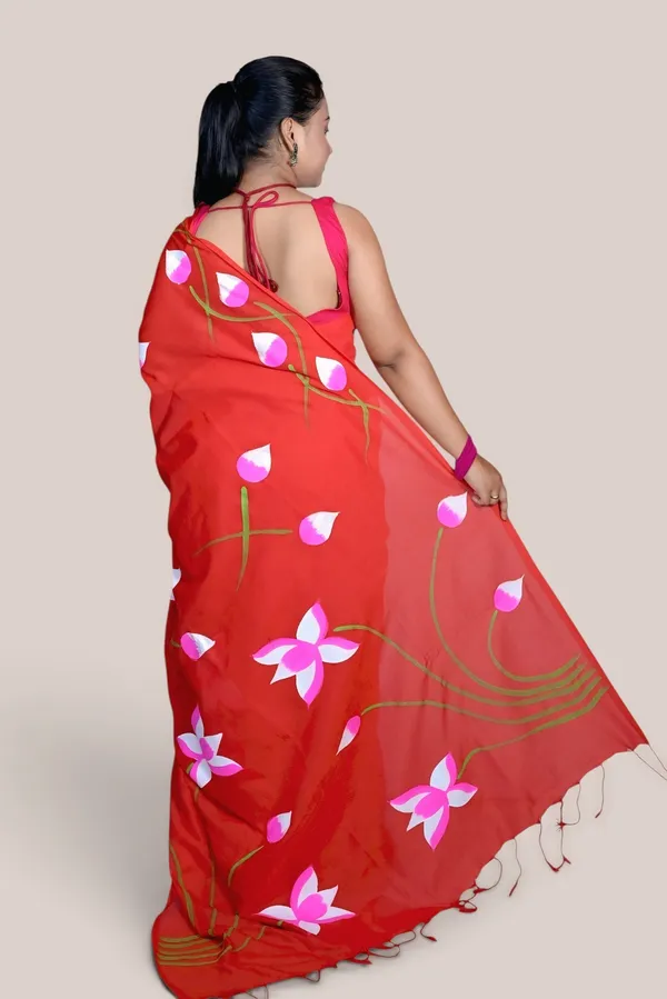 Red_Floral_Print_Saree_For_Women