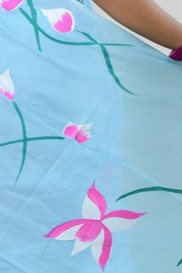 Blue_Floral_Print_Saree_For_Women