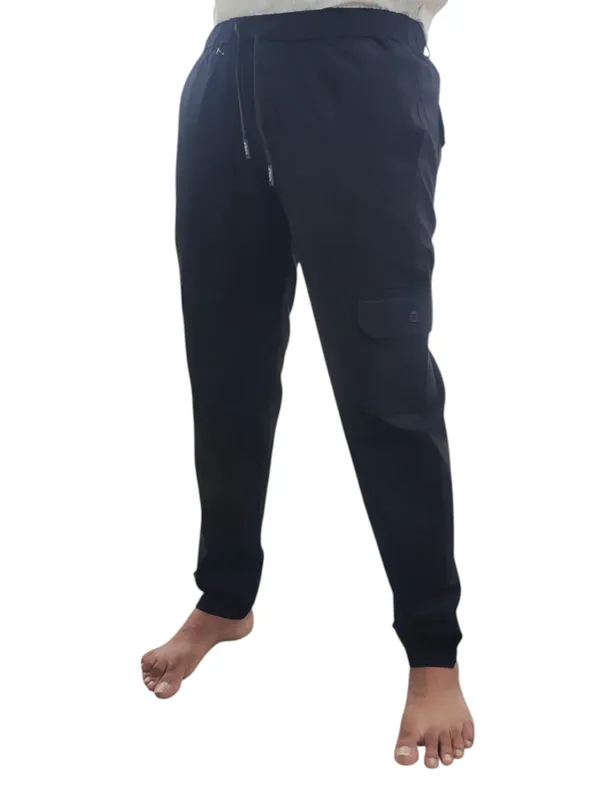Black_Cotton_Twill_Relaxed_Fit_Cargo_Trousers_For_Men