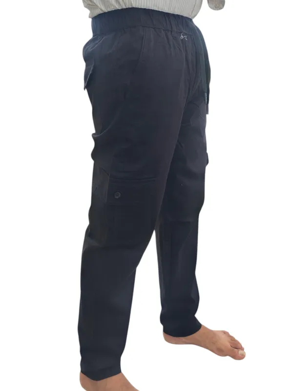 Black_Cotton_Twill_Relaxed_Fit_Cargo_Trousers_For_Men