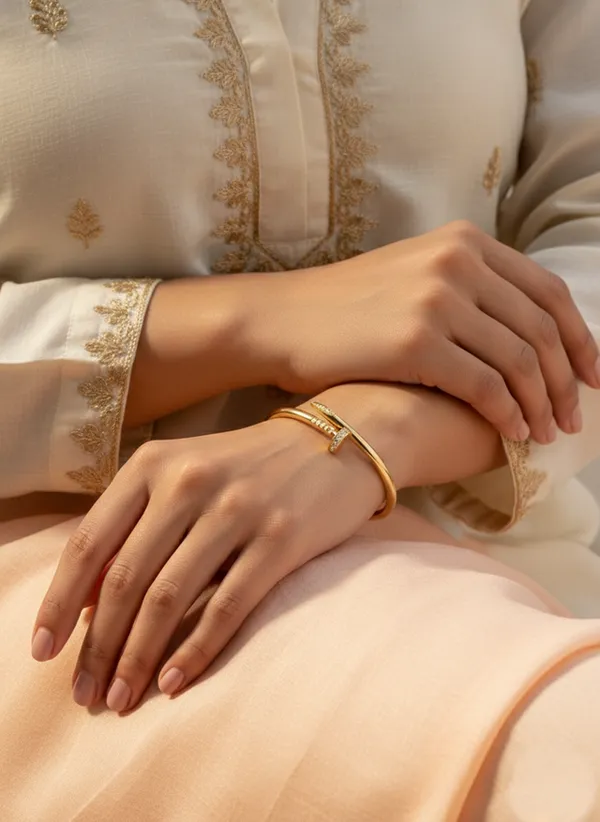 Gold_Hinged_Kada_Bracelet