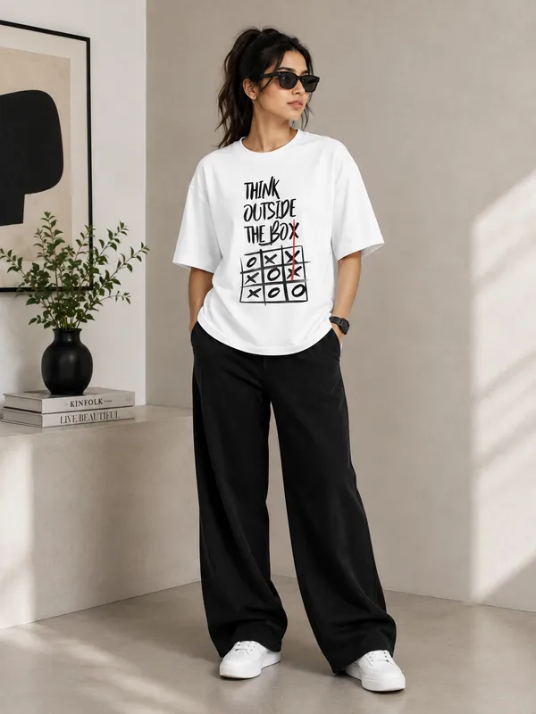 Think_Outside_the_Box_Oversized_White_Graphic_Print_T-Shirt