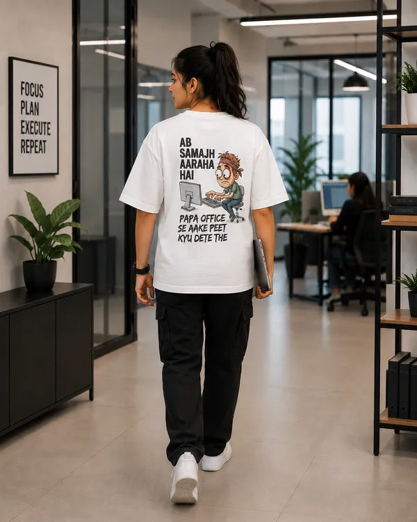 Ab_Samajh_Aa_Rha_Hai_Oversized_White_Graphic_Print_T-Shirt