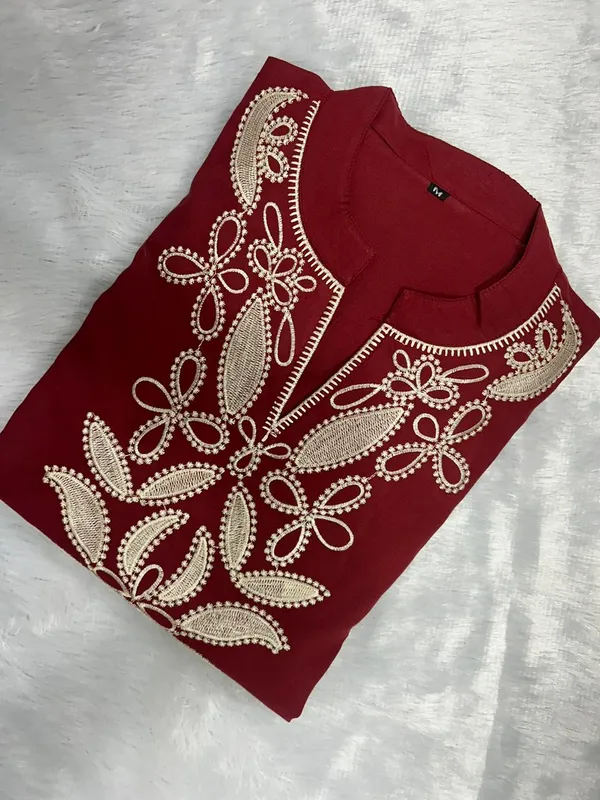 Maroon_Cotton_Embroidered_Staright_Tunic_Top_&__Bottom_For_Women