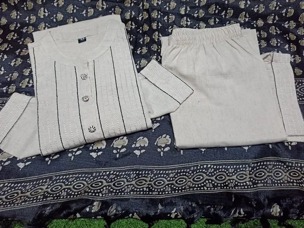 Off_White_Cotton_Flex_Embroidered_Straight_Kurta_Pant_Set_With_Dupatta_For_Women