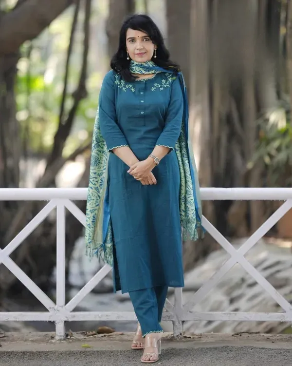 Teal_Blue_Cotton_Slub_Kurta_Pant_Set_With_Khadi_Silk_Digitel_Printed_Dupatta_For_Women