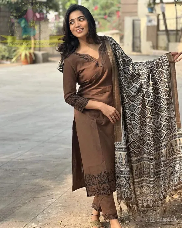 Brown_Cotton_slub_Regular_Fit_Kurta_Pant_With_Dupatta_Set_For_Women