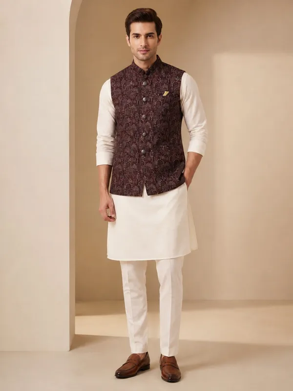 Wine_Jacquard_Nehru_Bandi_for_Men