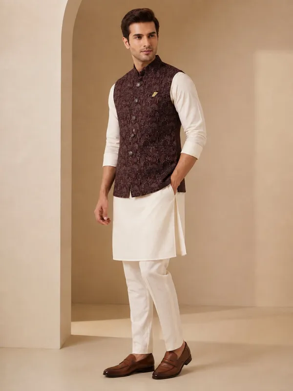 Wine_Jacquard_Nehru_Bandi_for_Men