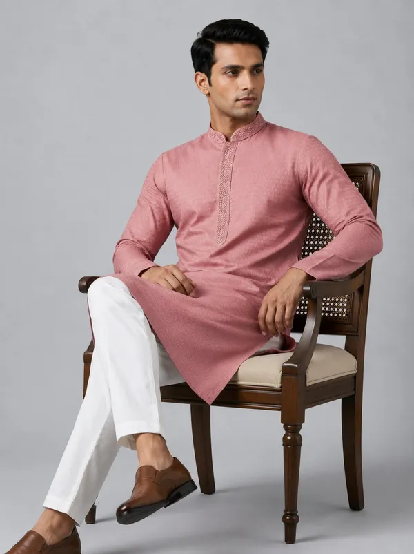 Men_Peach_Embroidered_Kurta_Pajama